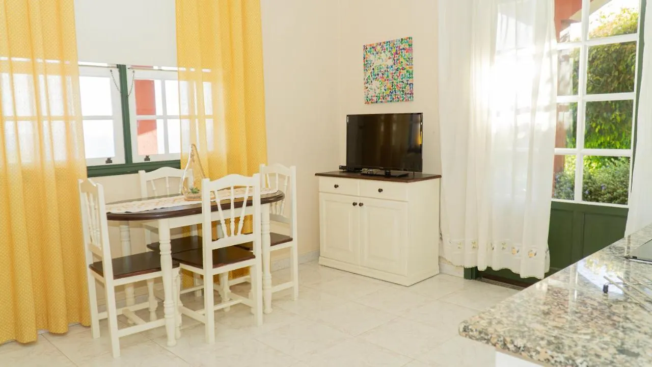 La Rivera Apartments Tenagua
